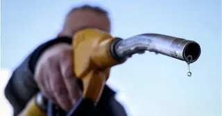 ব্যারেলপ্রতি তেলের দাম আবার ১০০ ডলারের ওপরে